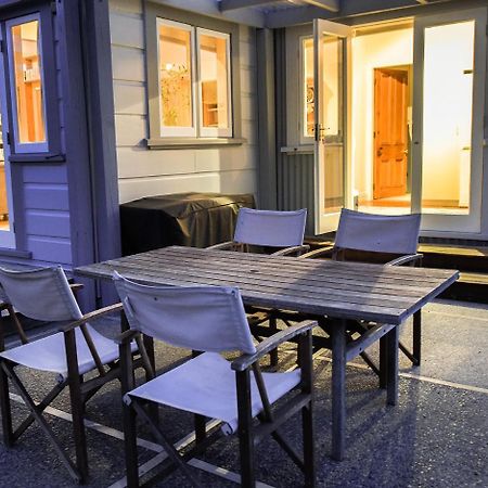The Vicarage Martinborough Villa Buitenkant foto