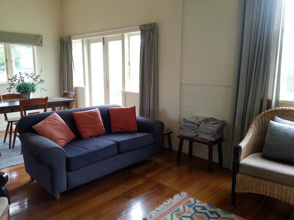 The Vicarage Martinborough Villa Kamer foto