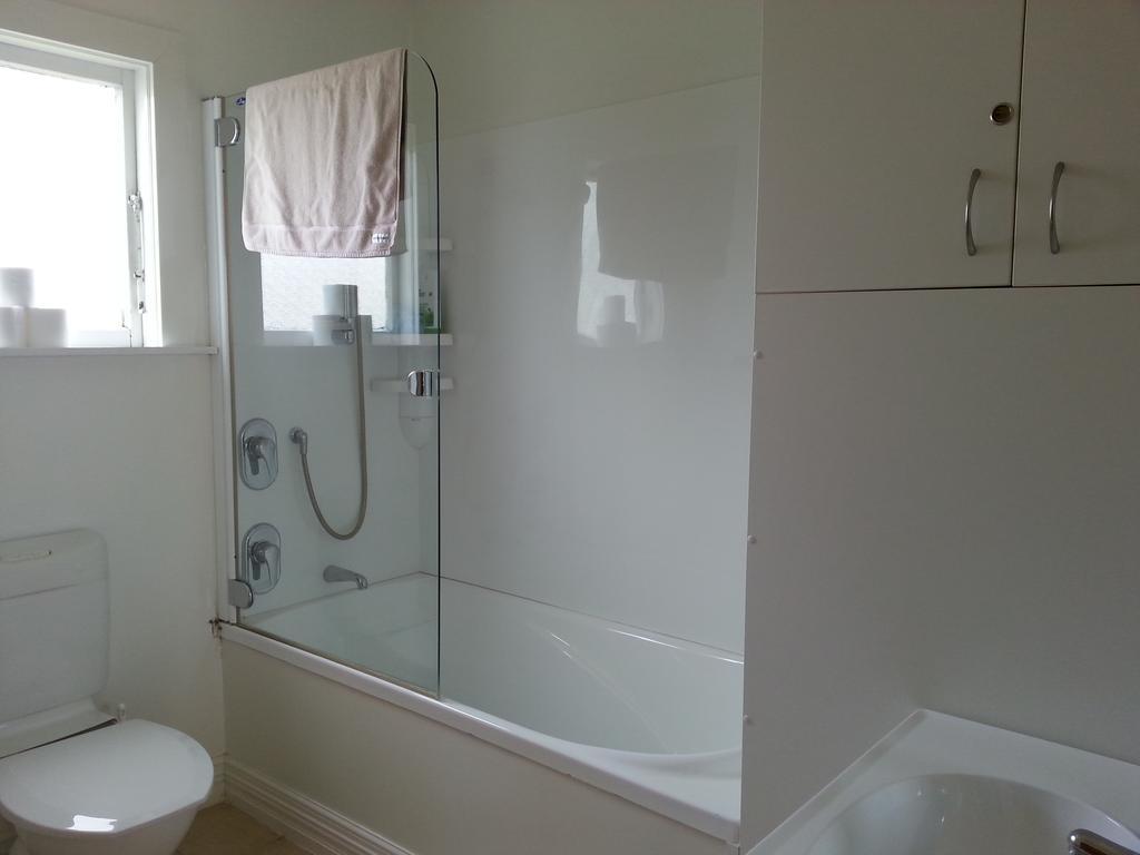 The Vicarage Martinborough Villa Kamer foto