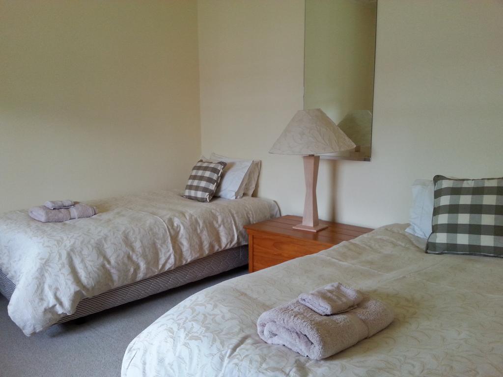 The Vicarage Martinborough Villa Kamer foto