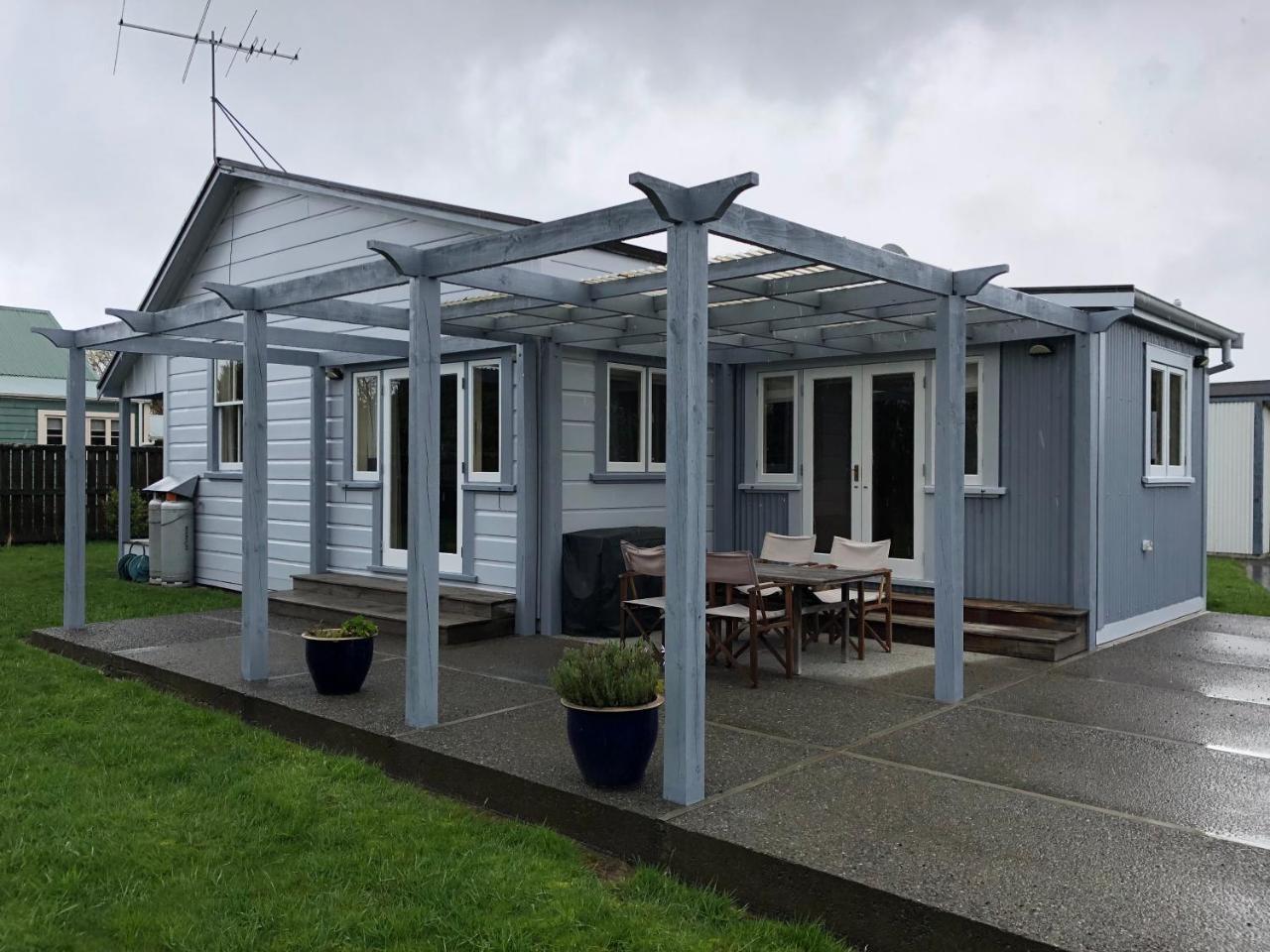 The Vicarage Martinborough Villa Buitenkant foto