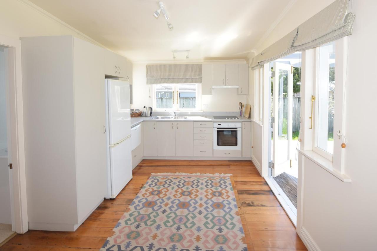 The Vicarage Martinborough Villa Buitenkant foto